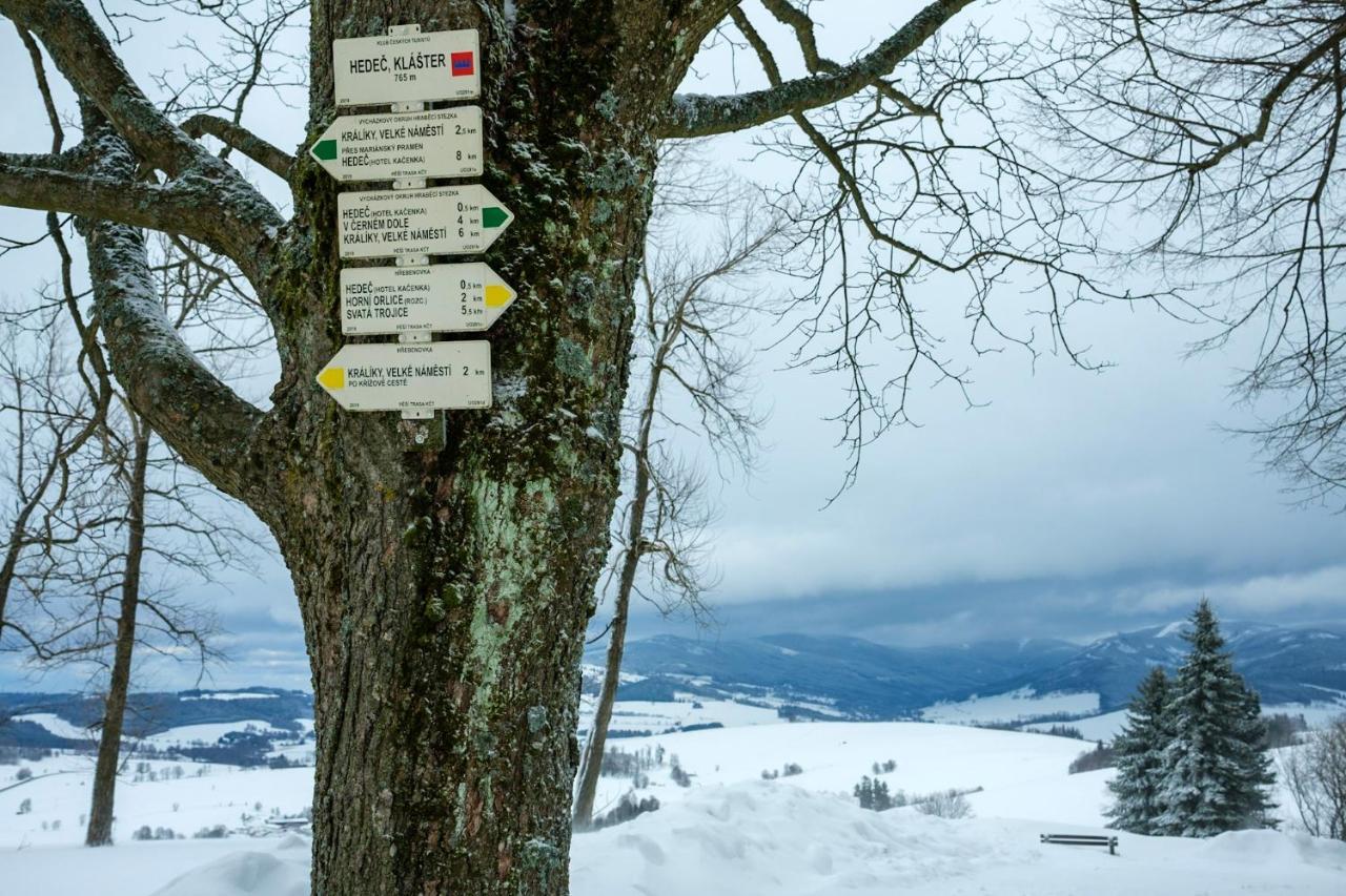 Hotel Kacenka Králíky Bagian luar foto
