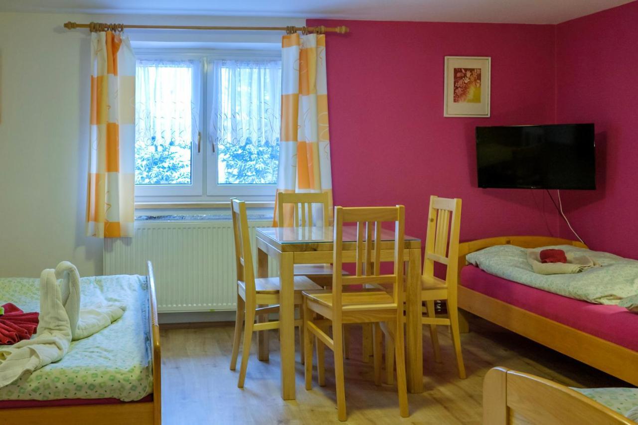 Hotel Kacenka Králíky Bagian luar foto