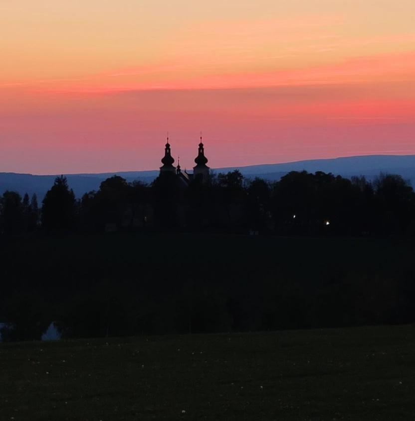 Hotel Kacenka Králíky Bagian luar foto