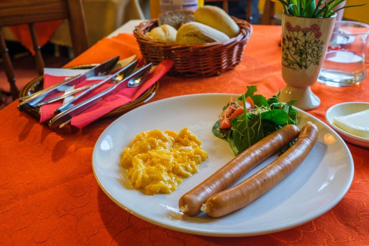 Hotel Kacenka Králíky Bagian luar foto