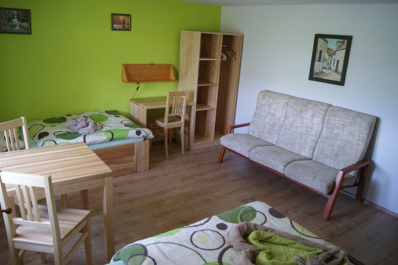 Hotel Kacenka Králíky Bagian luar foto